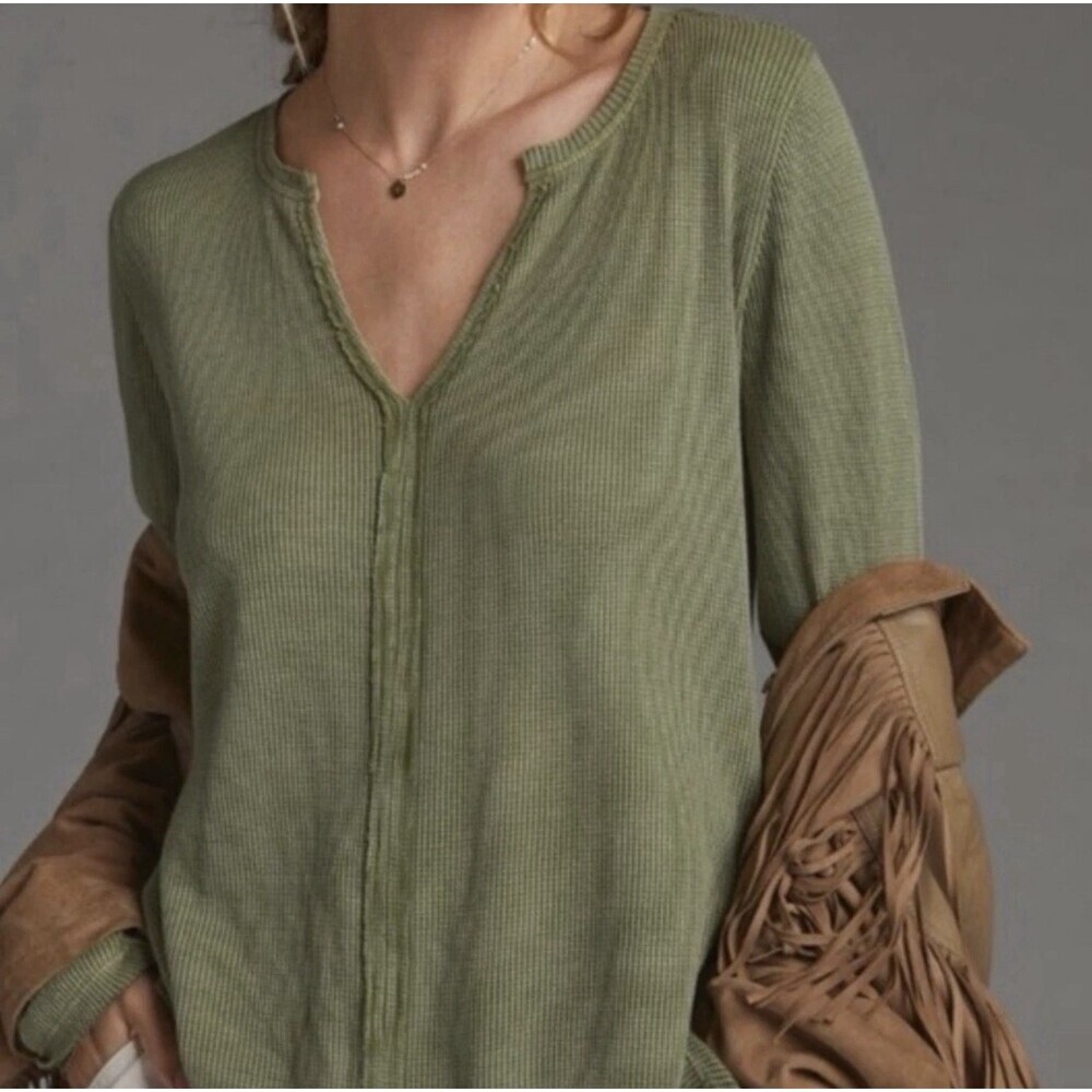 Pilcro Anthropologie  Green Waffle Knit Thermal Top Split Neck Size Women Large